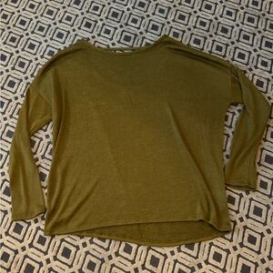 Old Navy green lightweight sweater
